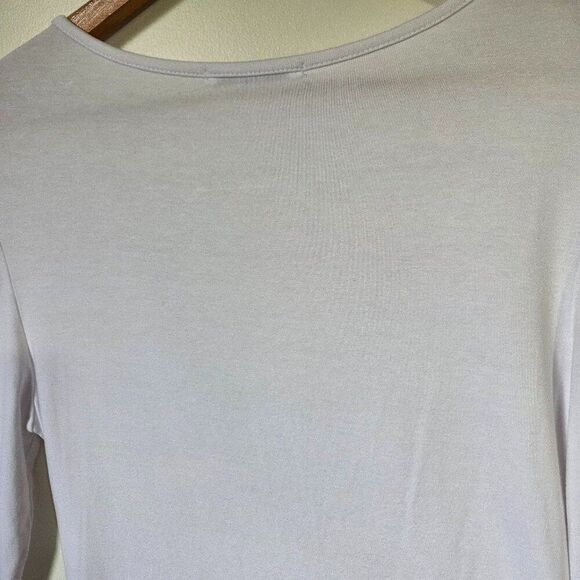 EUC MANGOPOP WHITE DEEP V SURPLICE LONGSLEEVES TOP SIZE LARGE - Picture 5 of 16